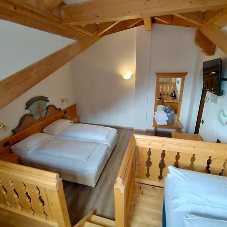 Valacia 4* Pozza di Fassa