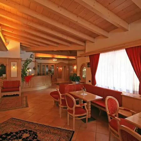 Hotel Valacia 4*